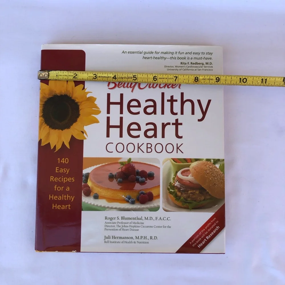 Vintage 2005 Betty Crocker Heart Healthy Cookbook Hard‎ Cover Book